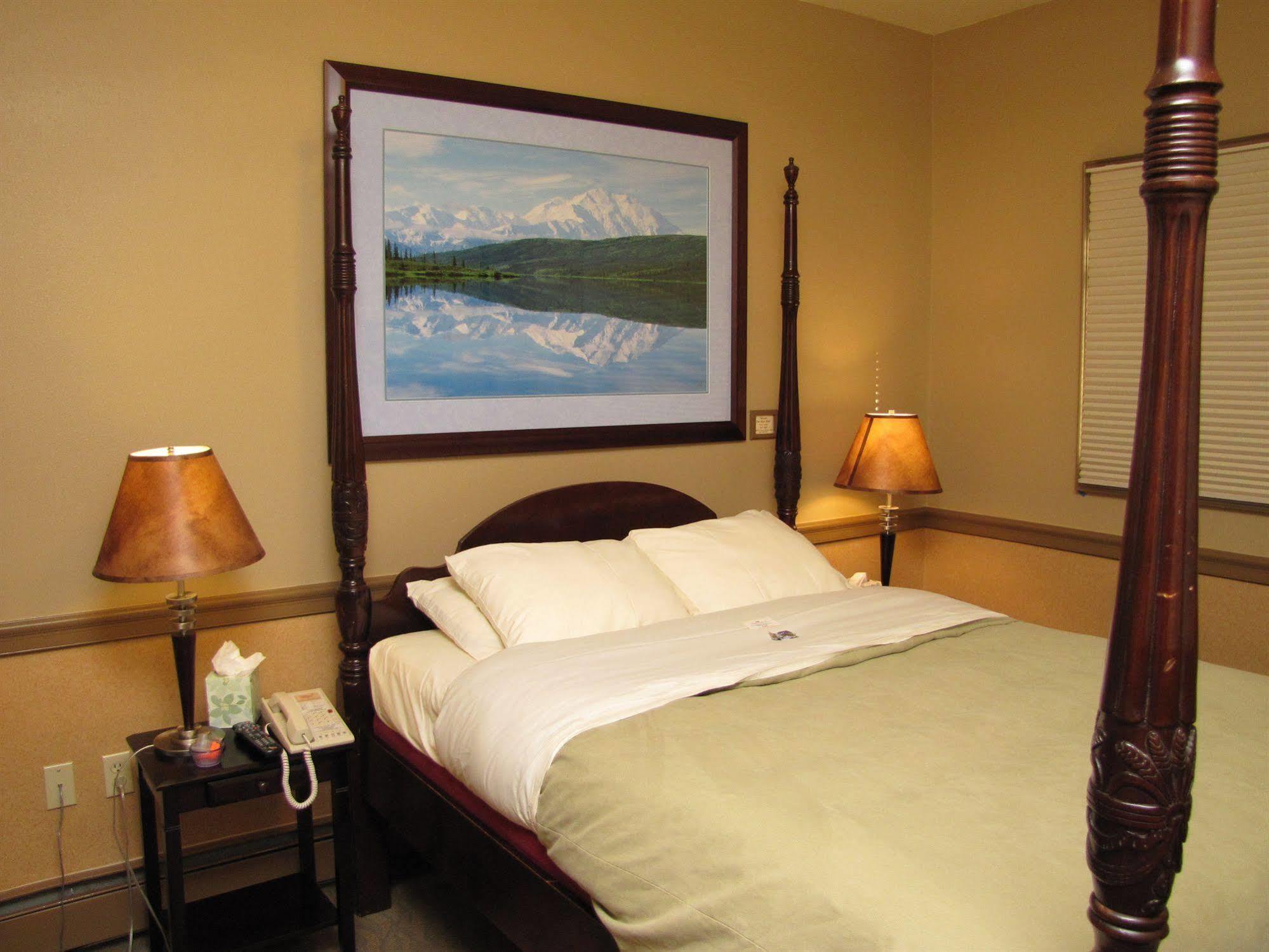 Copper Whale Inn Anchorage Extérieur photo